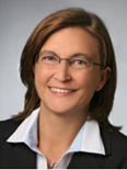 Portraitfoto von Dr. Julia Hiller
